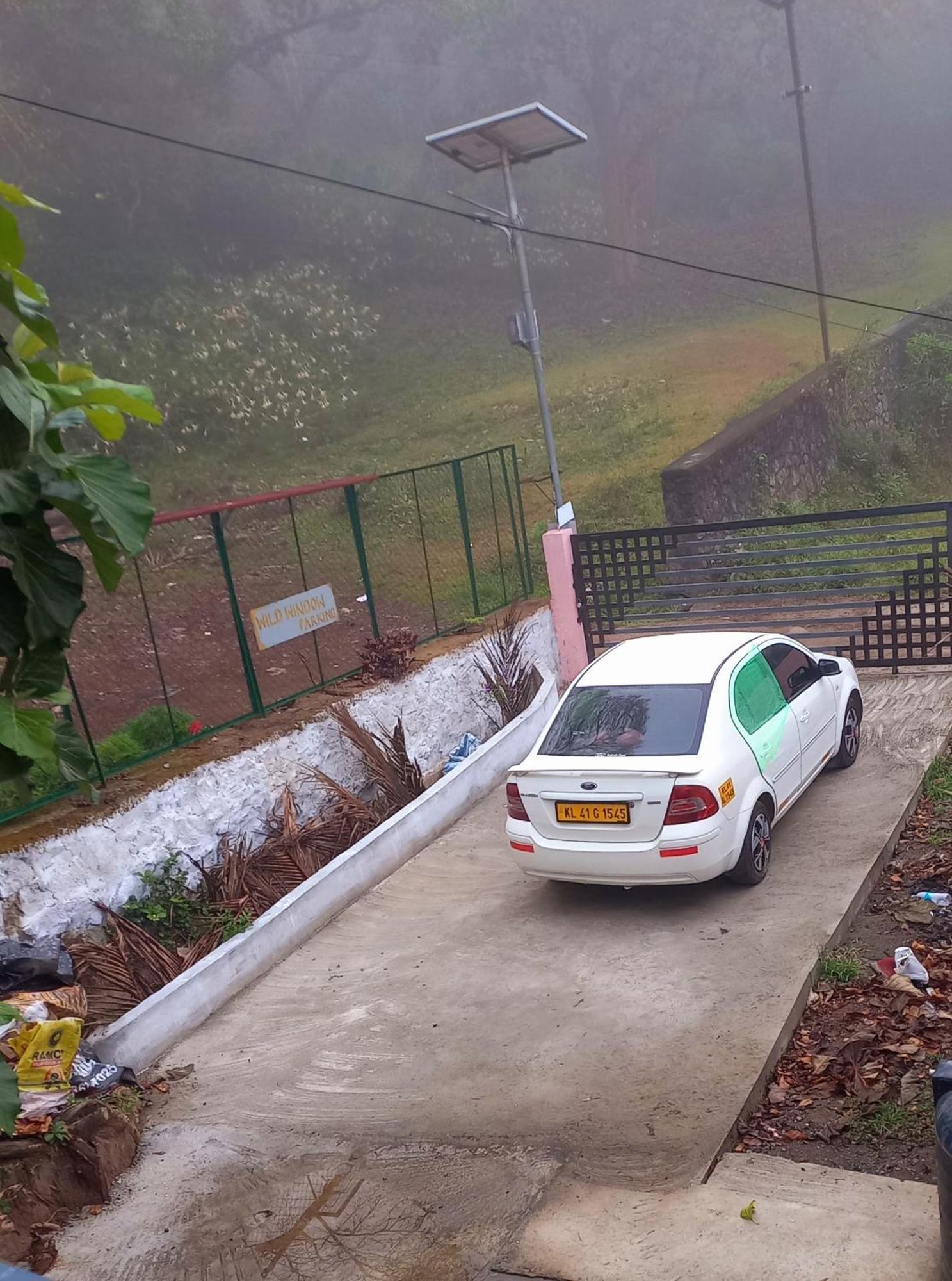 Homestay Wild Window - Forest View Thekkady