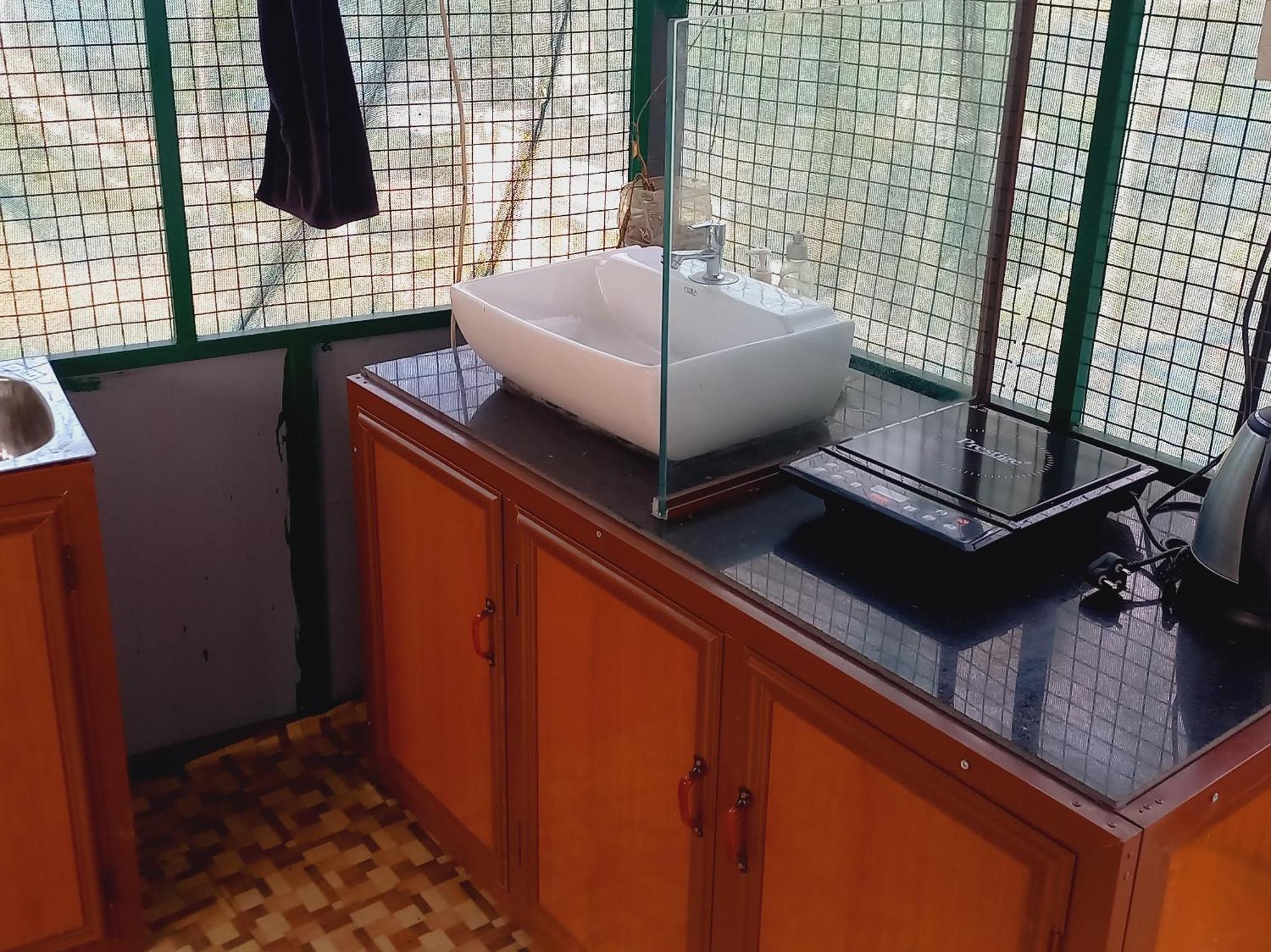 Wild Window - Forest View Homestay